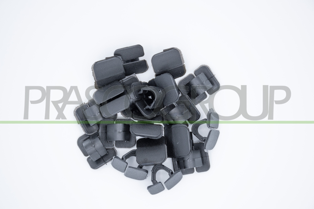 HOOD INSULATING MAT-2 CLIPS