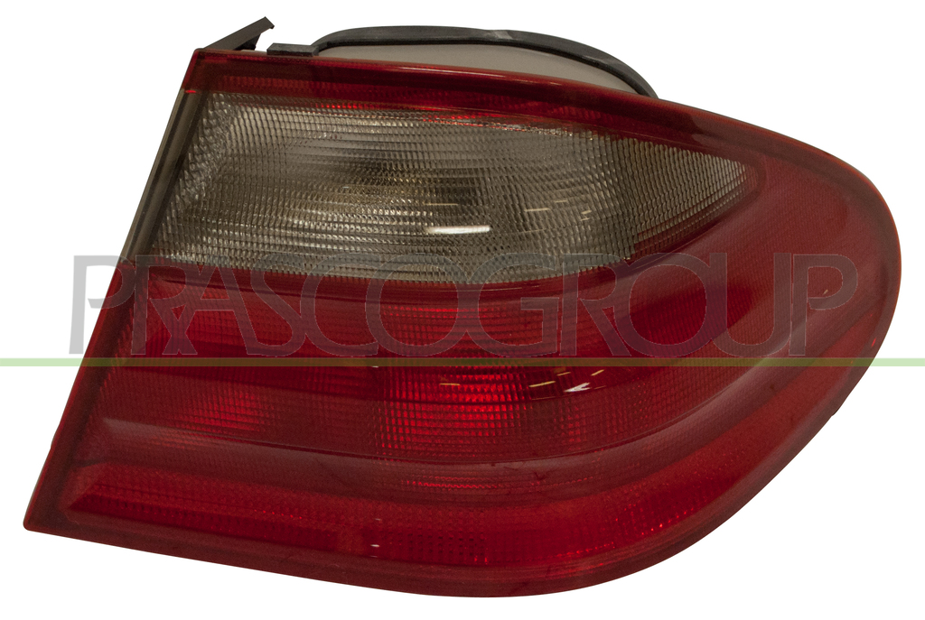 TAIL LAMP RIGHT-OUTER-WITHOUT BULB HOLDER