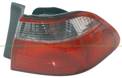 TAIL LAMP RIGHT-OUTER-WITHOUT BULB HOLDER