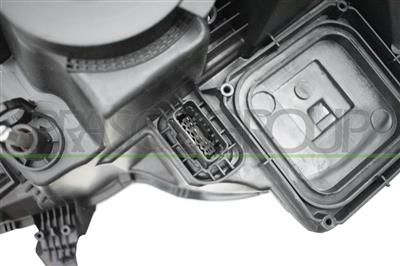 HEADLAMP RIGHT H7+H7 ELECTRIC-WITHOUR MOTOR-WITH DAY RUNNING LIGHT-CHROME RIM-LED